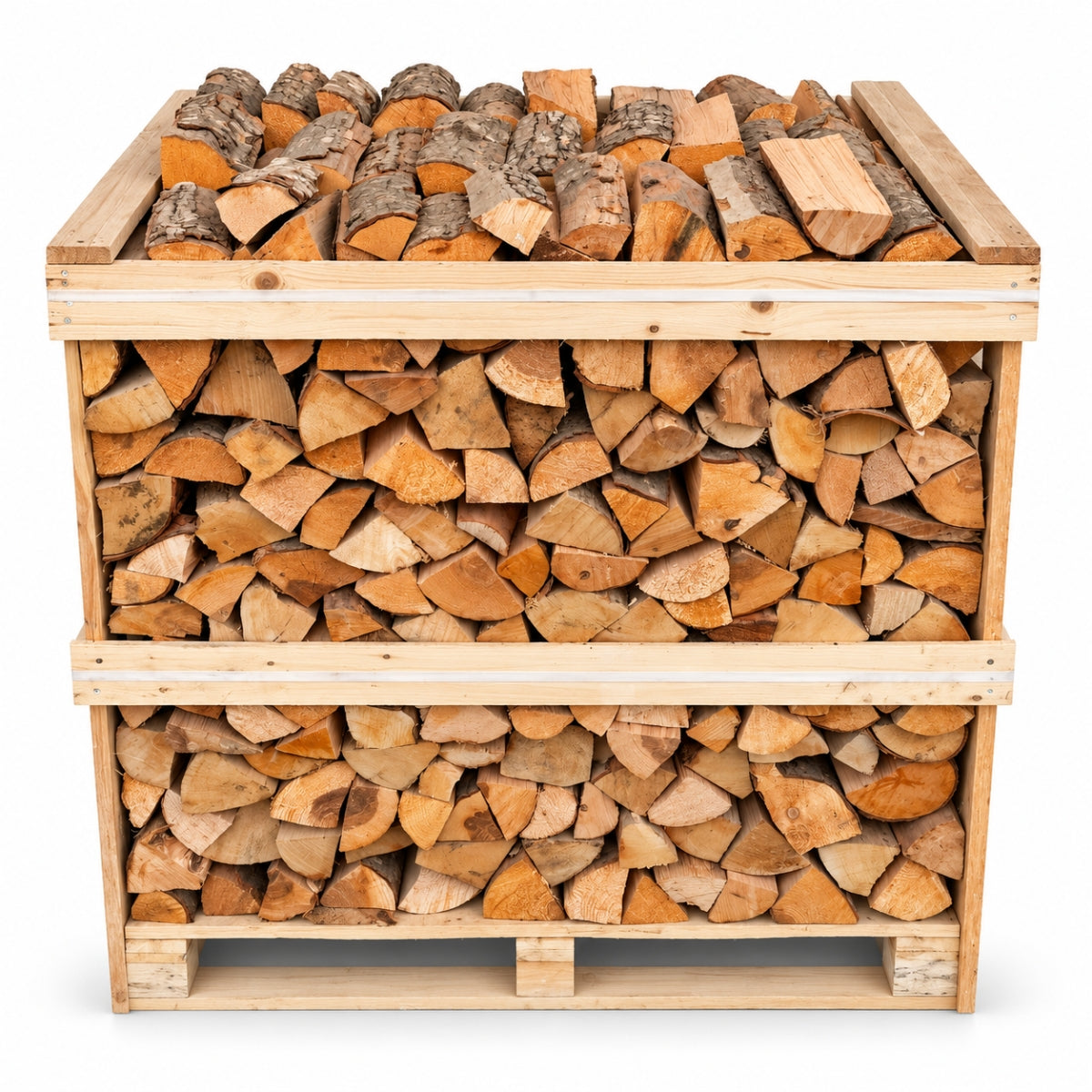 Krat met 1 m³ ovengedroogd berken elzen haardhout op witte achtergrond – schuin bovenaanzicht